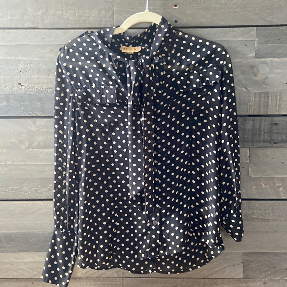 Beulah blouse size small polka dot
